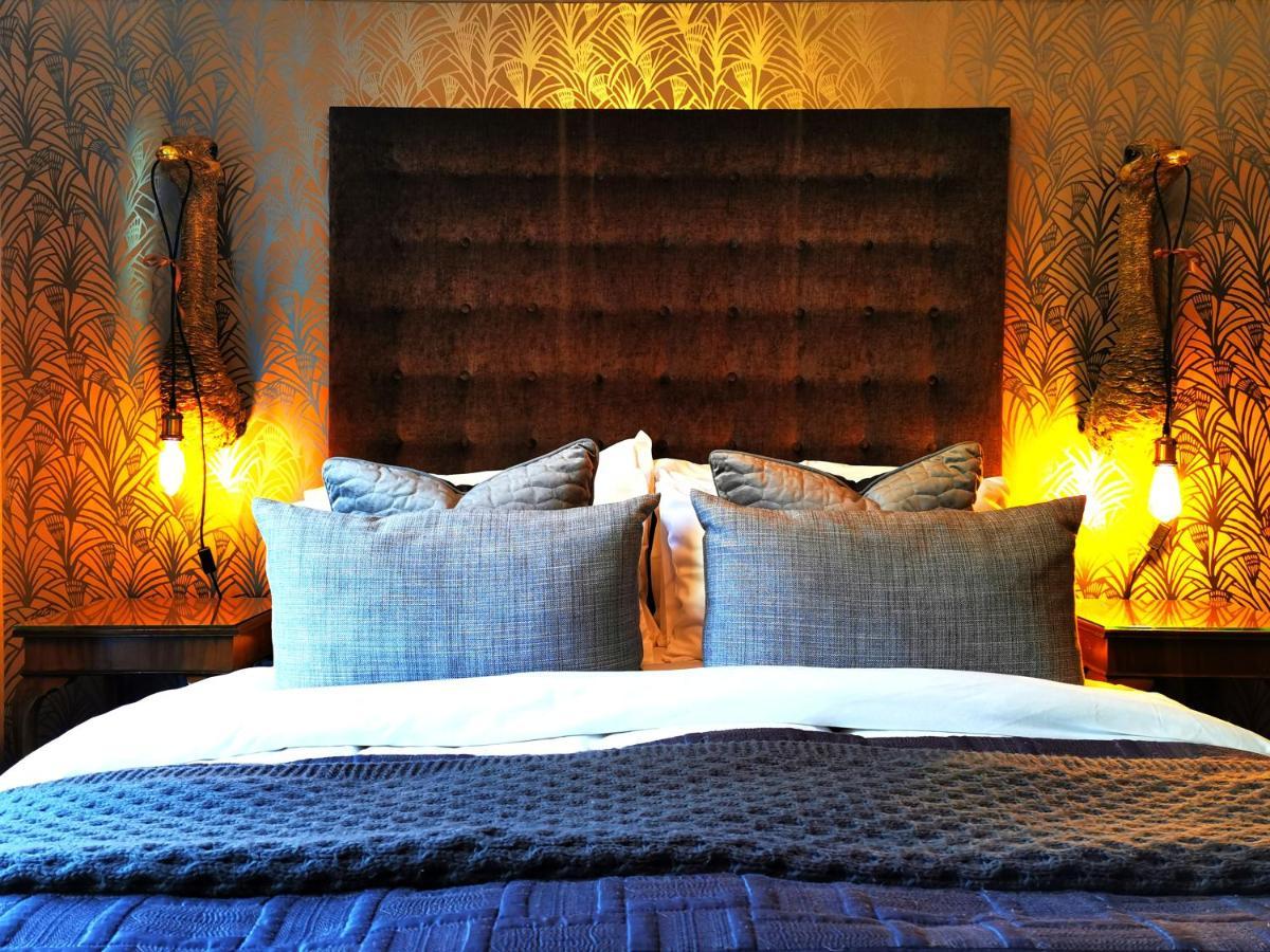 The Niche Bed & Breakfast Eastbourne Bagian luar foto